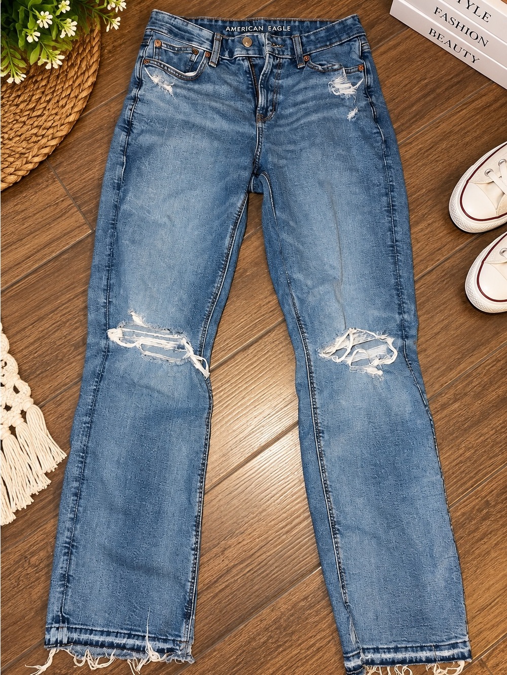 American Eagle Outfitters Blue Distressed Straight-Leg Jeans